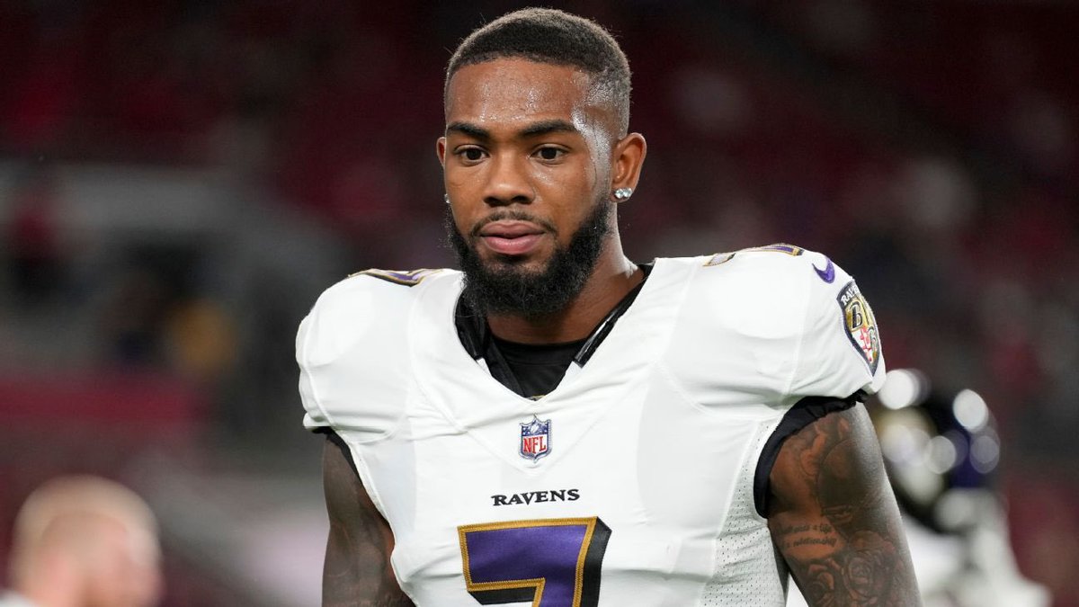 LiveRavenNation's tweet photo. Ravens WR Rashod Bateman has been arrested for allegedly damaging an ex’s car, per @TMZ.

More details to come. https://t.co/qk8rg7PAb3