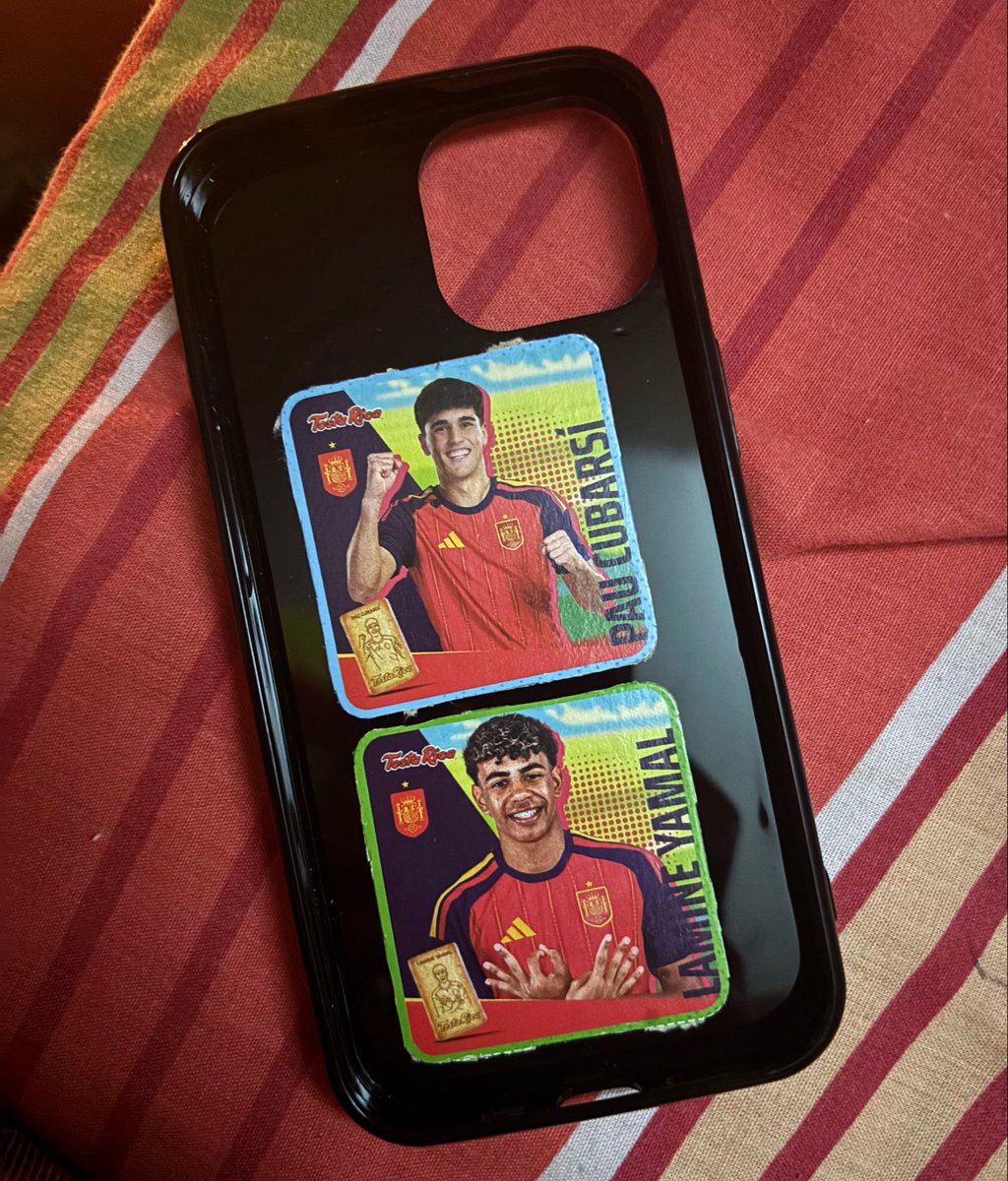 nutriaporro's tweet photo. Tan obsesionada q llevo esto en mi funda btw https://t.co/4OJL2ltgUH