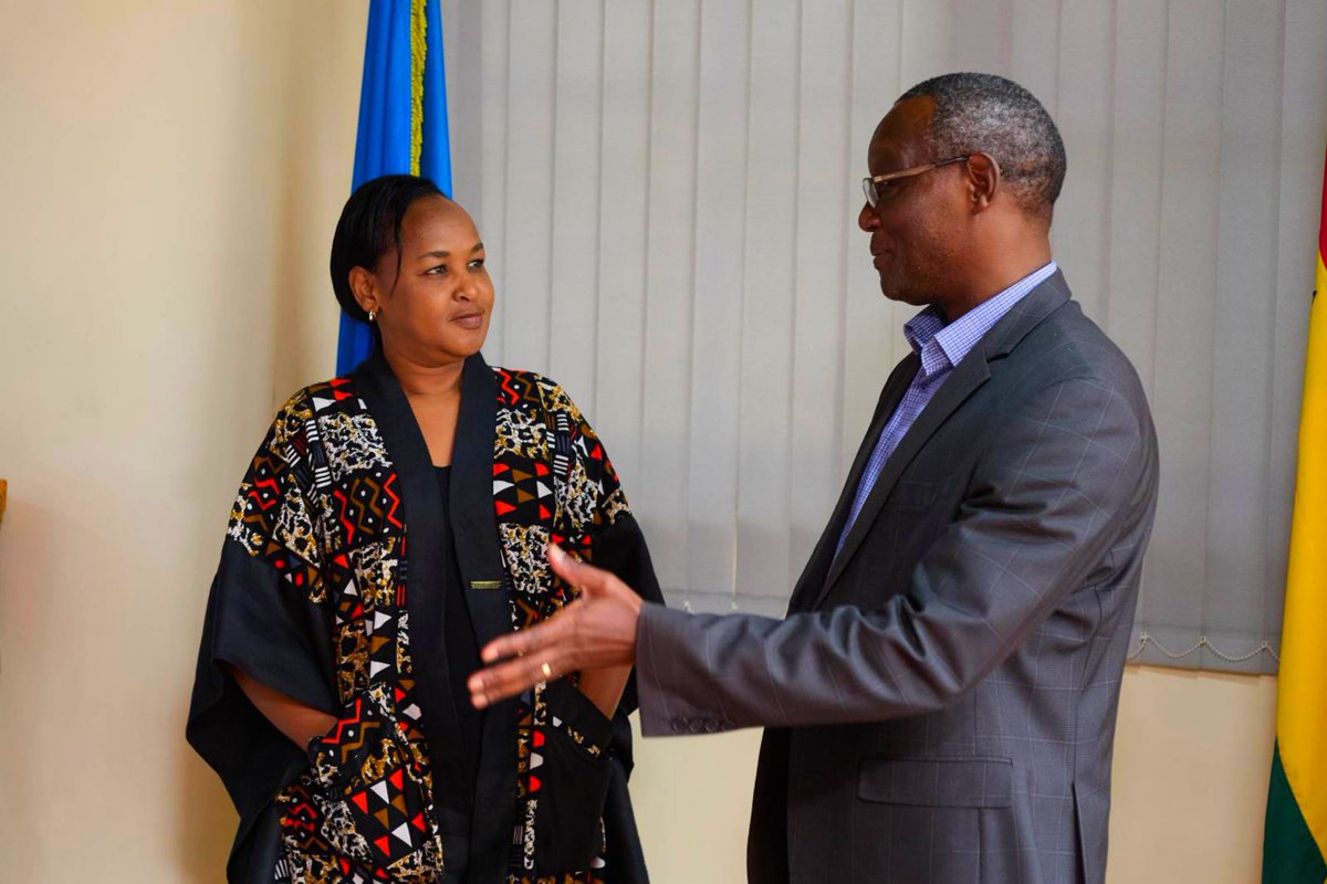 RwandainGhana's tweet photo. We were delighted to host Dr. @FideleNdahayo, CEO of Rwanda Atomic Energy Board who led a delegation to Accra where they attended the Africa-US Nuclear Summit. 

Exchanges with HC @RMbabazi explored opportunities for stronger Rwanda&amp;Ghana collaboration in the sector. https://t.co/jbZUZVJw0T