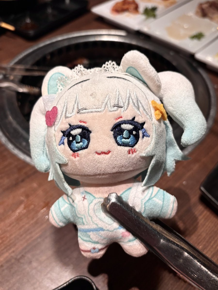 bunnysleepover's tweet photo. I’m gonna eat mint #mintogo ♡ https://t.co/yeEaYRSzHx