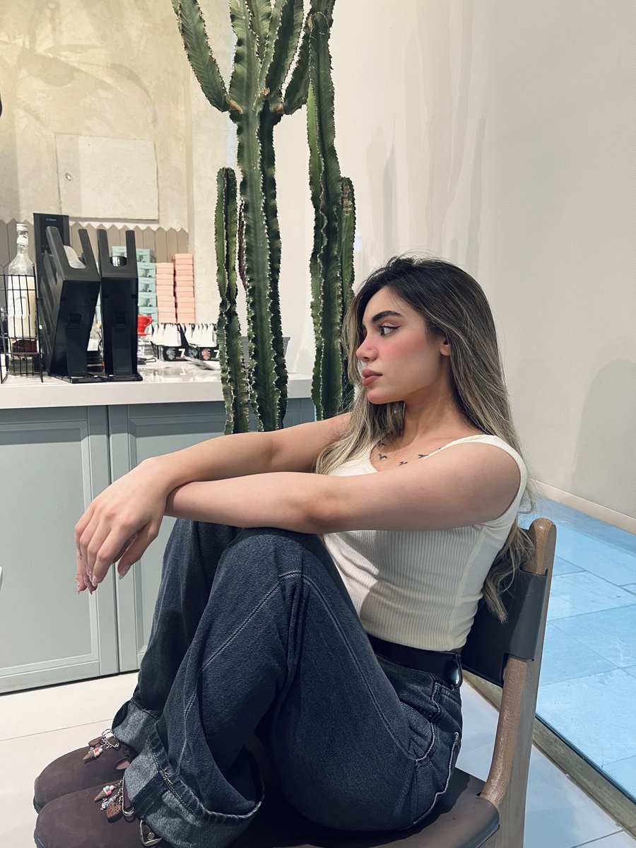 Ftmedng's tweet photo. More espresso, less depresso🦦 https://t.co/fjUQDaCtjn