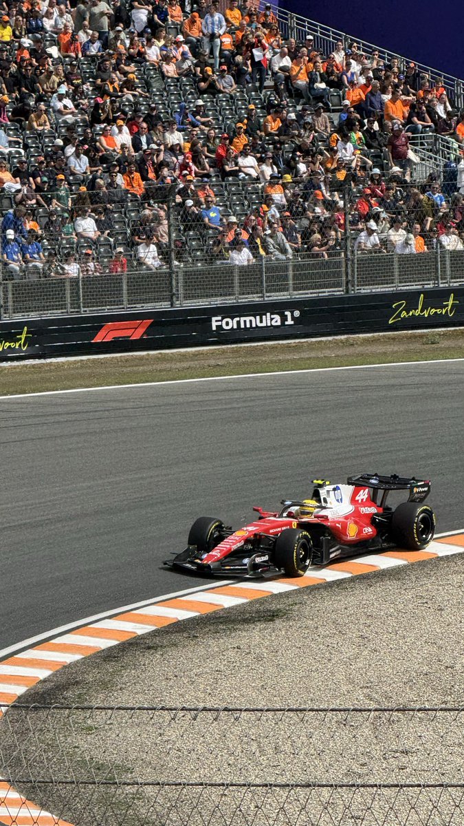 esma2kh's tweet photo. #f1 https://t.co/dv79ssJmf0