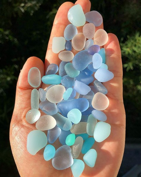 calmlivng's tweet photo. Colourful sea glass https://t.co/JFakAtraMR