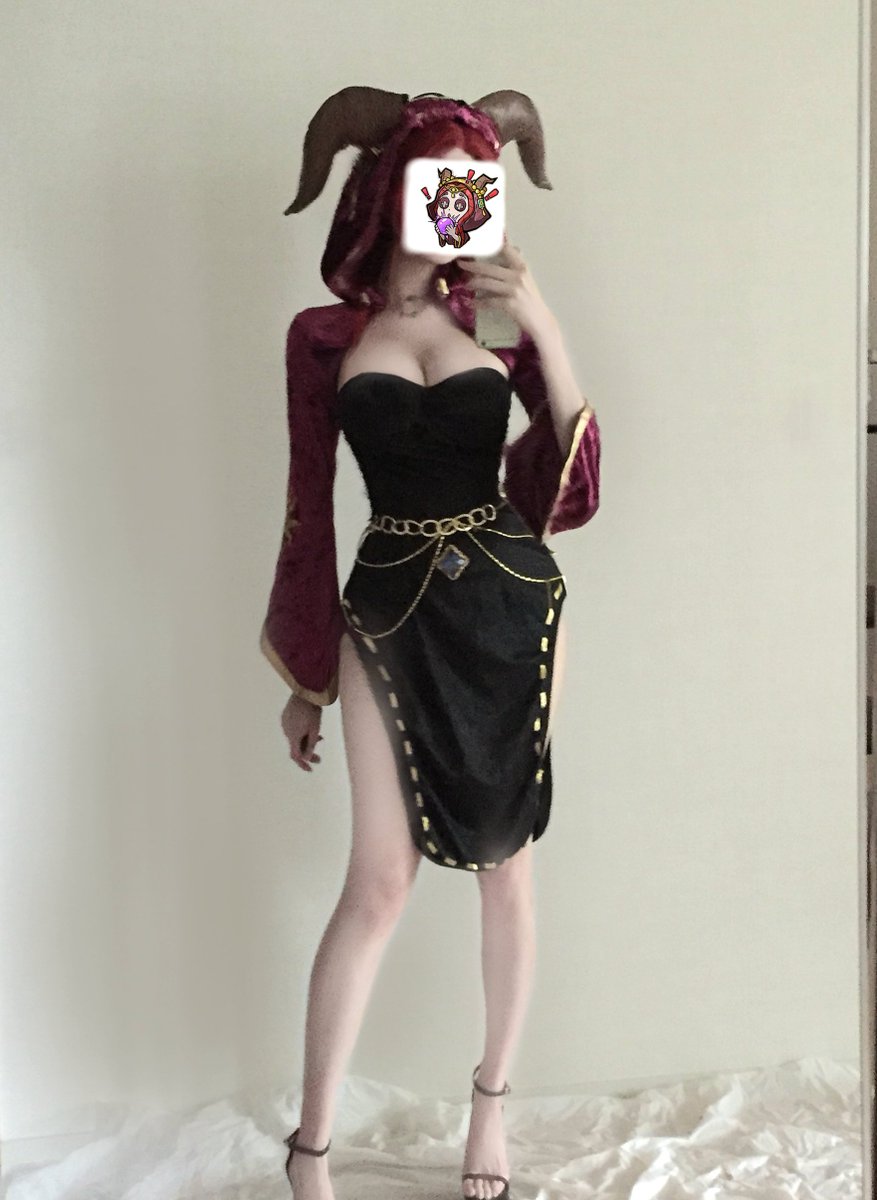 sali1224443's tweet photo. 샤먼
#IdentityV #Priestess #FionaGilman https://t.co/yIlKmwvtfH