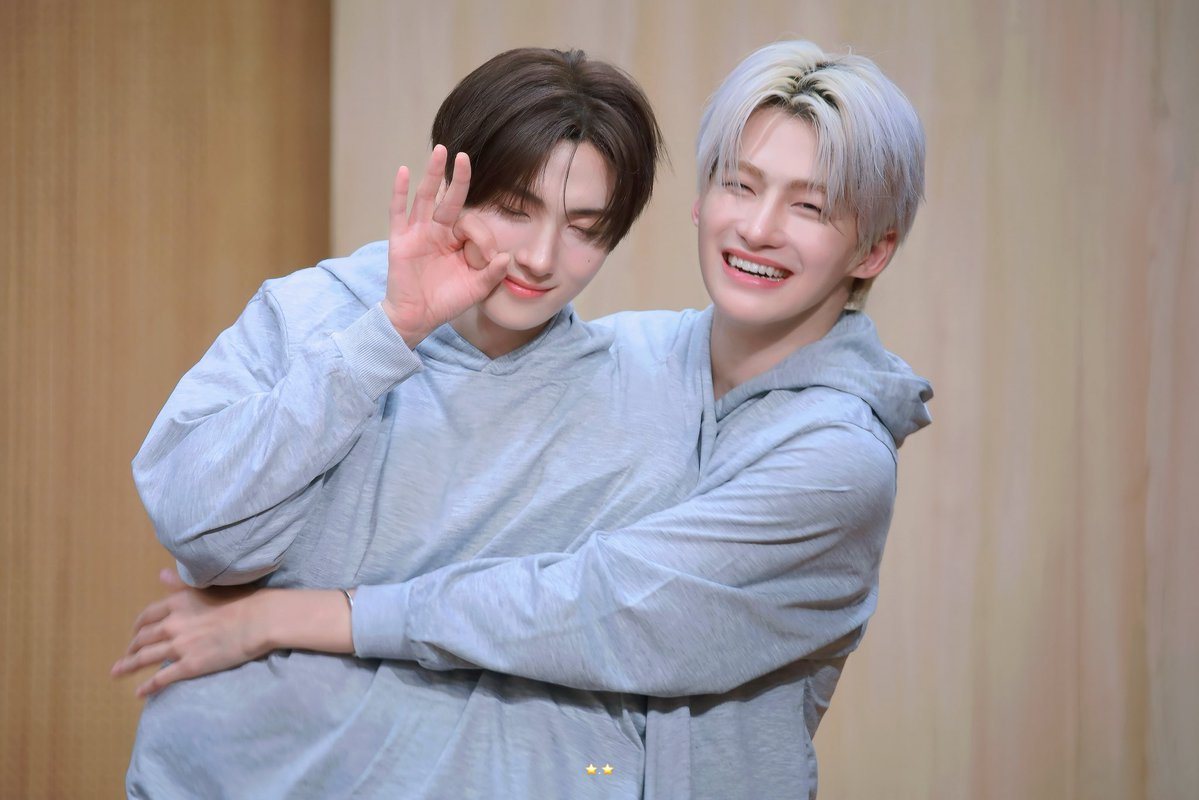 you3g1's tweet photo. 훙뎨 훙뎨 훙뎨란즈♥ https://t.co/bGvYw00ags