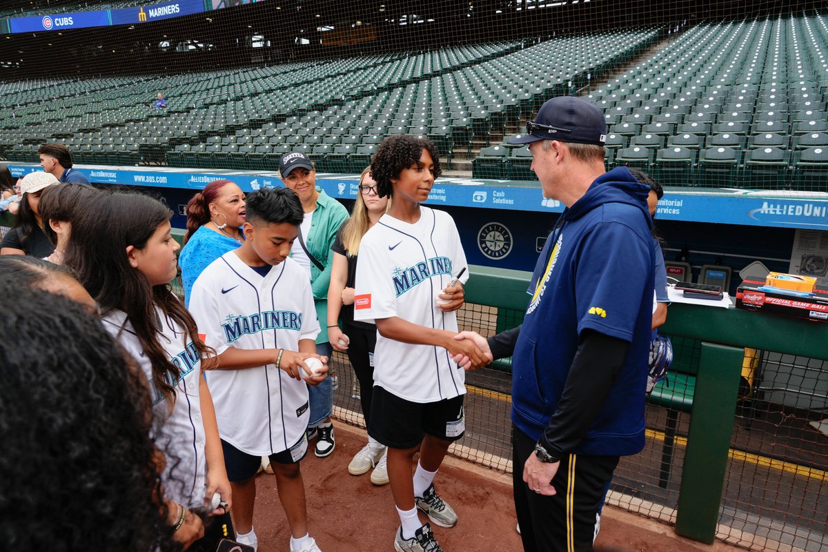 Mariners's tweet photo. We’re proud to introduce the Hometown Nine Class of 2031!

Our five-year fellowship provides mentorship, resources and support to help student-athletes overcome barriers and succeed on and off the field. https://t.co/bk9oFM23nF