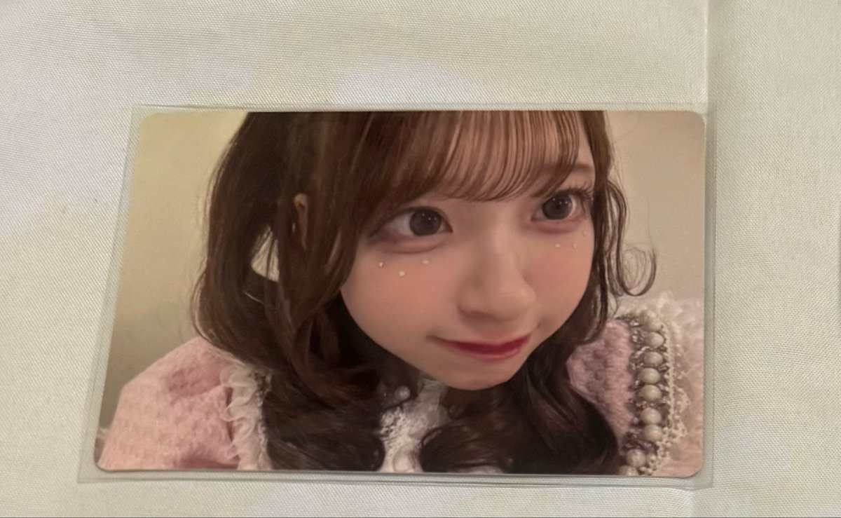 CpSo5o's tweet photo. @siratama0826 ツイード衣装の桜庭もお写真ありました🙇‍♀️ https://t.co/pRMfyx6hiZ