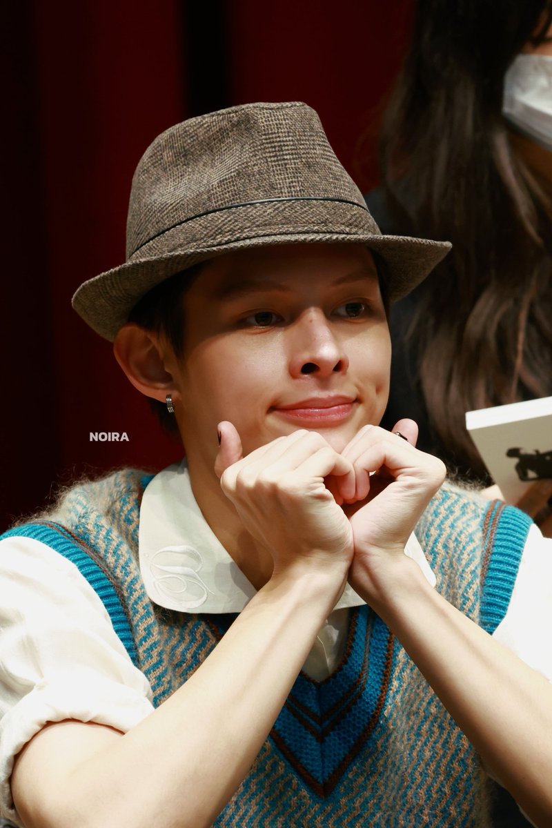 Noira_cor's tweet photo. 💚💚💚💚
#JAMES #제임스 #CORTIS #코르티스 https://t.co/x3zZBMrFlP