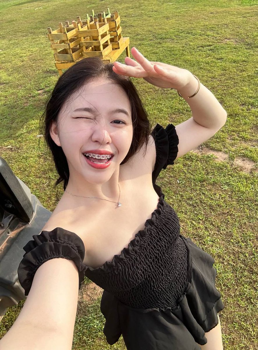 YaelPho's tweet photo. 💄"ตอนแรกก็ไม่เชื่อ จนกระทั่งลองใช้เอง... ไอเทมลับที่บิวตี้บล็อกเกอร์เกาหลีโหวตให้เป็น
…………
อันดับ 1!" 🦋 ครีมกันแดดเนื้อซูเฟล่ บางเบา คุมมันนาน 🌤️

600/1

🔗https://t.co/BoPqGcyTSO

😅💚😁😁💚😒💚#รับงานขอนแก่น 💯😠♑♑😠🥲😠
รับงานขอนแก่น https://t.co/cEA3WBN6jD