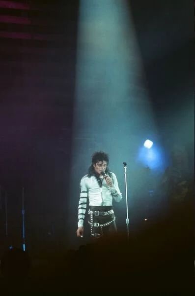 mjjsjpg's tweet photo. michael jackson. https://t.co/625LyZHvOp