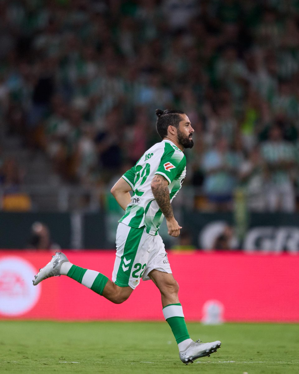 RealBetis's tweet photo. Qué afortunados somos 😍 https://t.co/zYoQRN4vWj