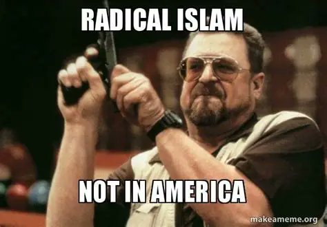 LarryWhitte1's tweet photo. @ailanyus YES
Muslim Mafia 
https://t.co/Uy6p1LxW1s https://t.co/QNQpovBqgD