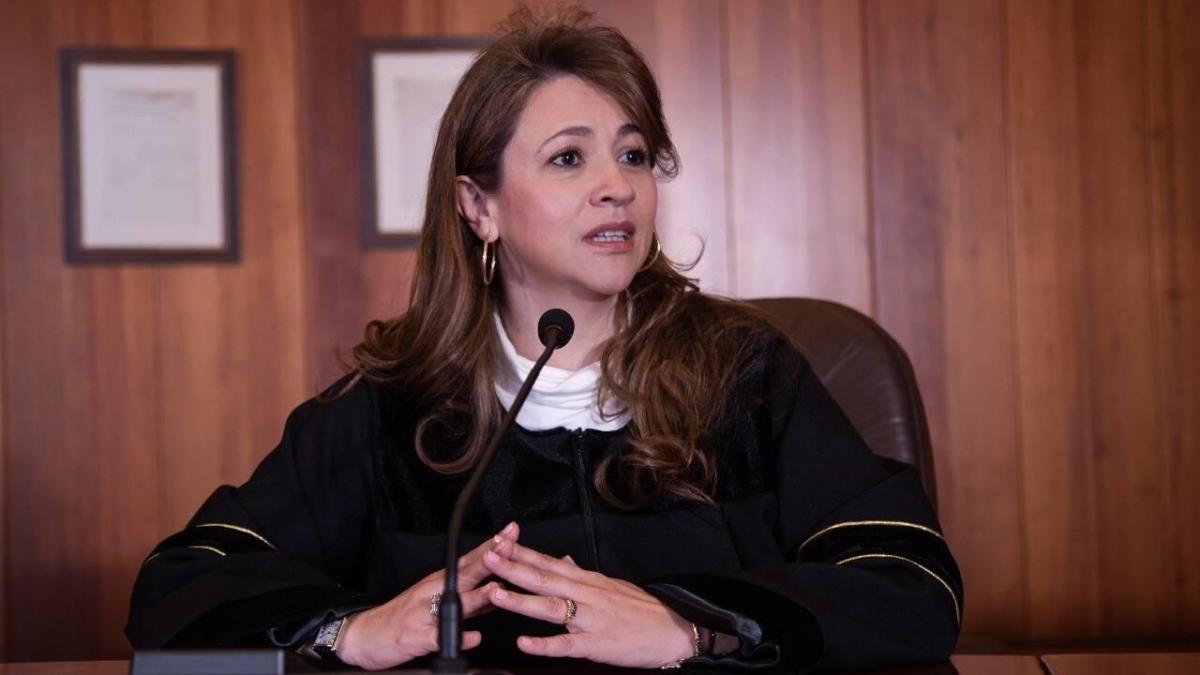 EspectadorBlogs's tweet photo. ¿Exceso emocional?  Pregunta para la magistrada Cristina Lombana https://t.co/kZPzsoKgLt 👈🔗 https://t.co/djwZAOPIjM