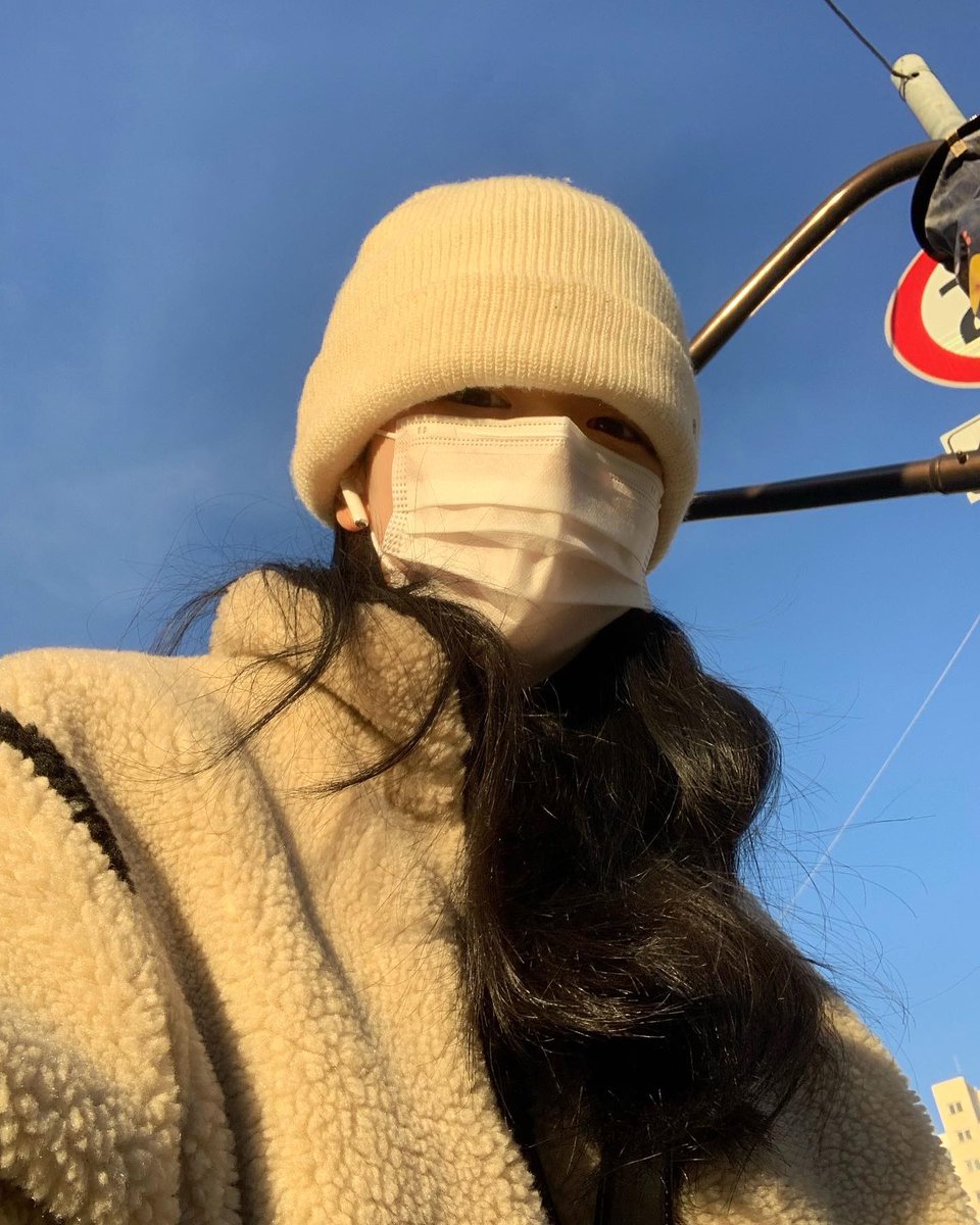 luismiguel458's tweet photo. 夜になると、どうしても色んなことを考えすぎちゃうな。 🥰🌧️
uUiu https://t.co/Y0xwaVDl1R