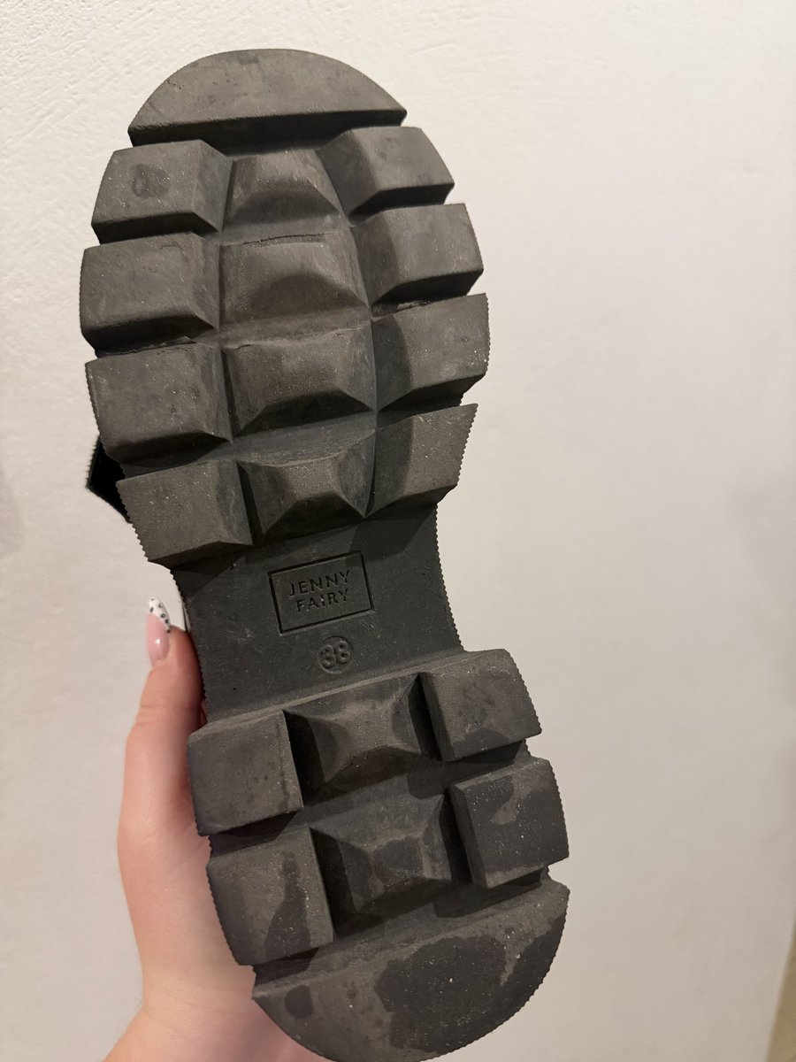LyshaGoddess's tweet photo. @rt_feet https://t.co/kf5ZKO6Dec