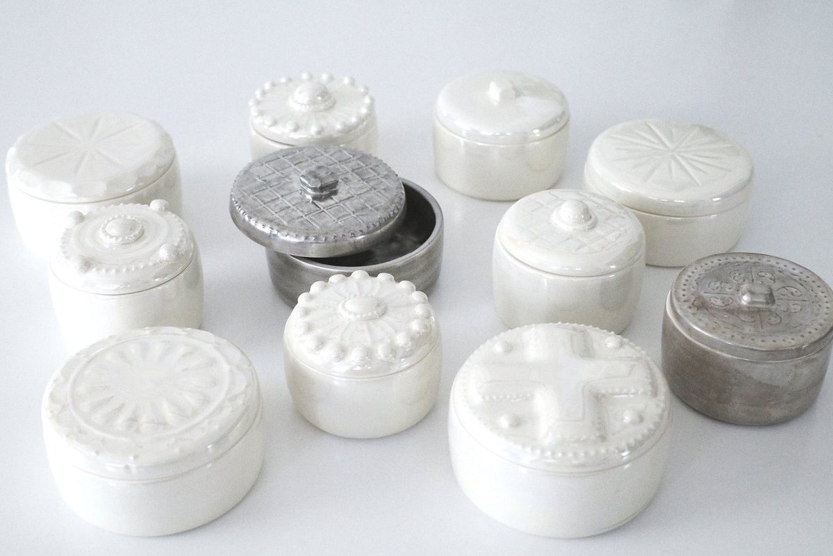 zooma_ceramic's tweet photo. ジュエリーボックス
これも型作ろうか… https://t.co/MXPTM650b6