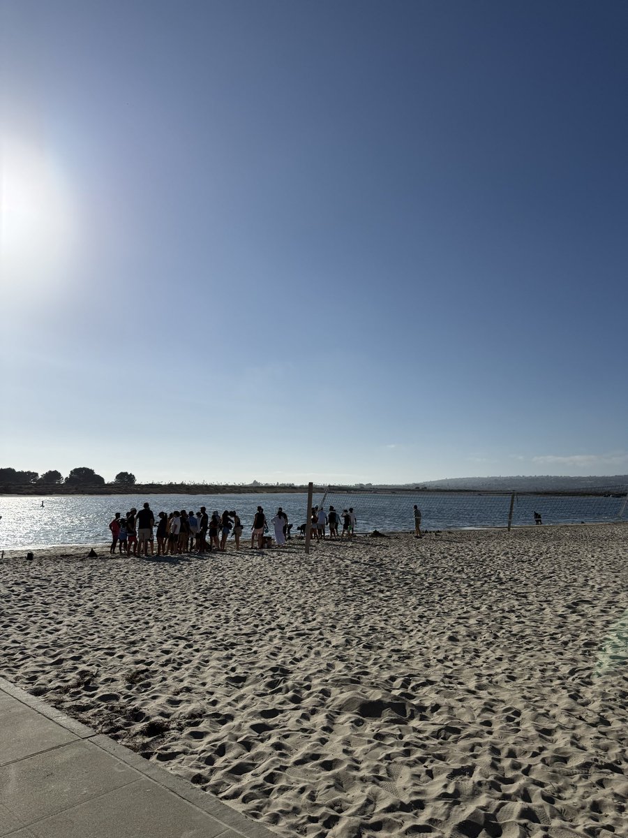 itslordlenz's tweet photo. That’s a wrap on my first @merge_api offsite! Getting everyone together was the most fun and completely energizing for the future. That being said I’m taking a 3 day nap now. https://t.co/CUAJPtRChz
