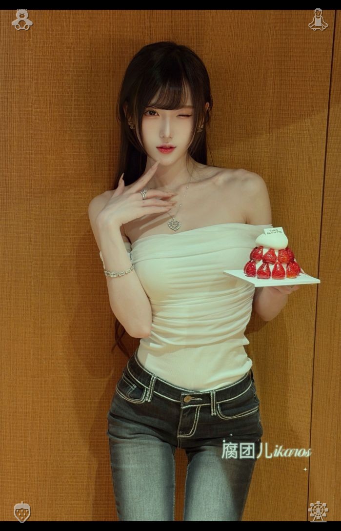 _kikiking_'s tweet photo. "Clara," she responds with a warm smile. "I'm a local resident. Margaret from the bookstore suggested I try your café." Learning Spanish is advantageous, like a gentle breeze clearing the mind. https://t.co/xWNh2jYI0Z