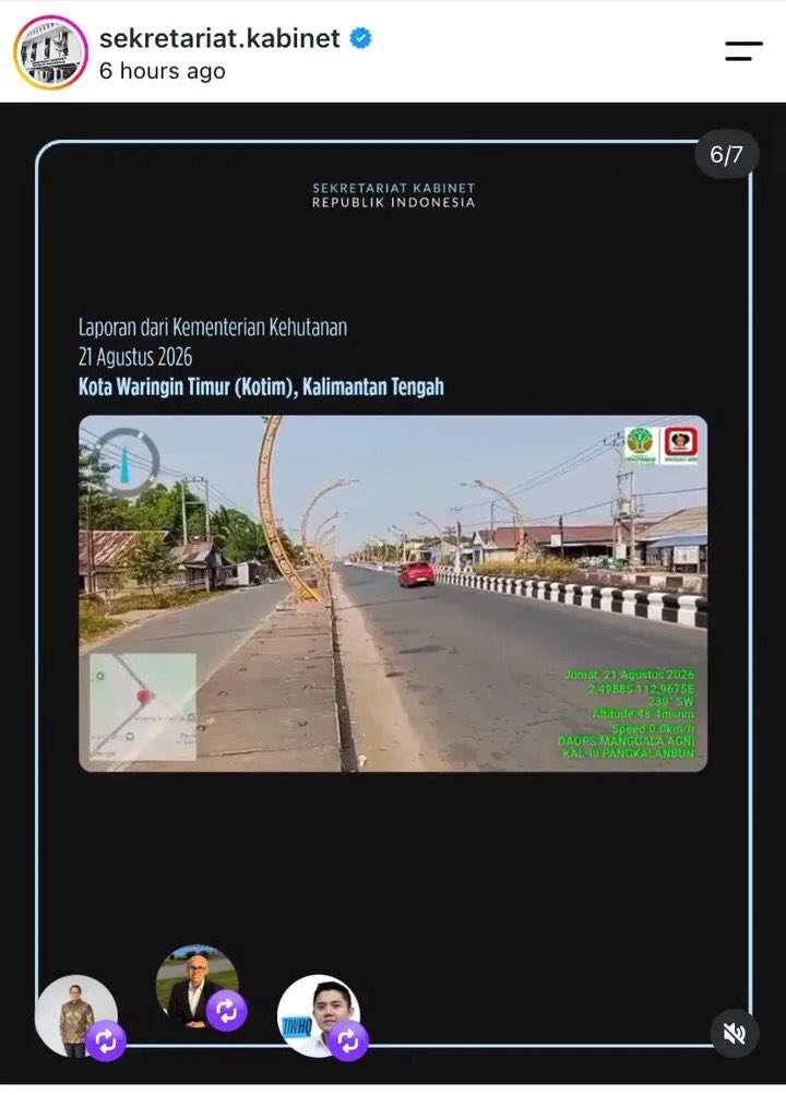 sibambaang's tweet photo. Oalah seperti ini informasi yang sampai ke presiden selama ini.

• Akun Seskab Klaim Kalimantan sudah BEBAS ASAP

• Sebagian masyarakat Kalimantan masih dikepung asap dan kebakaran lahan makin meluas, akun Seskab justru memposting daerah di Kalimantan sudah bebas asap.

• Postingan akun Seskab ini juga di reply langsung Teddy.