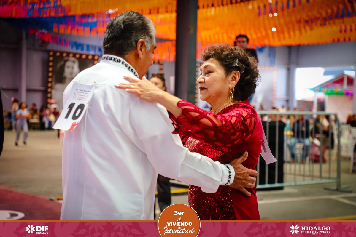 difhgo's tweet photo. Así se llevó a cabo el Concurso de Danzón, organizado por la SEPH, donde el talento, la elegancia y la alegría se hicieron presentes en #ViviendoEnPlenitud.

Una tarde para disfrutar de la música, el baile y el gran talento de nuestras personas mayores. 💃🏻🪩🕺🏻

#EsPorTi https://t.co/g05PAHZo1O