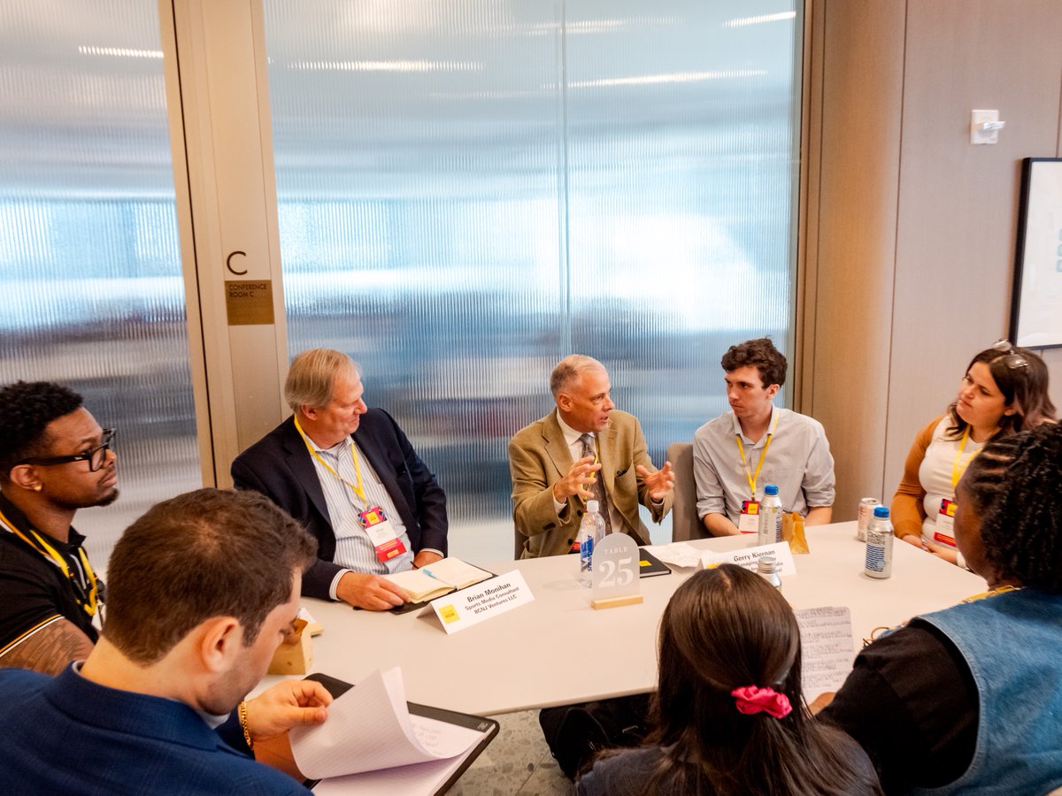 FairfieldU's tweet photo. Twenty-one #FairfieldU students attended the FUTURE NOW Media &amp; Entertainment Conference in NYC. 🎬 

Recent grad Sophia Haber Brock ’26 was named top Campus Ambassador for recruiting more students than any ambassador in conference history. 👏 https://t.co/F3Kr50FXgd