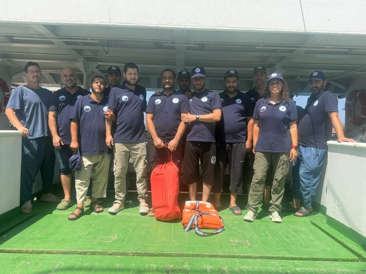 cnrdpa's tweet photo. المركز الوطني للبحث  والتنمية في الصيد البحري وتربي�� المائيات يؤكد دوره الريادي في تعزيز استدامة المصايد السمكية في الجزائر
اوت 2026  انطلاق الحملة العلمية لتقييم الموارد الصيدية القاعية في الجزائر 
#ALDEM26
#CNRDPA 
@Algeria3New https://t.co/hPl7XQb9sB