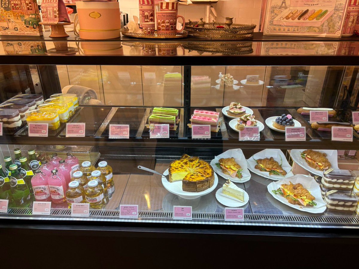 rirukyo's tweet photo. おはようございます。
今朝はあいにくの雨模様ですがモーニングへ行ってきました🥐
美味しかった〜＆お腹いっぱい
ご馳走様でした🙏
今日は広大ショッピング

#LesParisiens明洞店 https://t.co/ChVZU8WeFZ