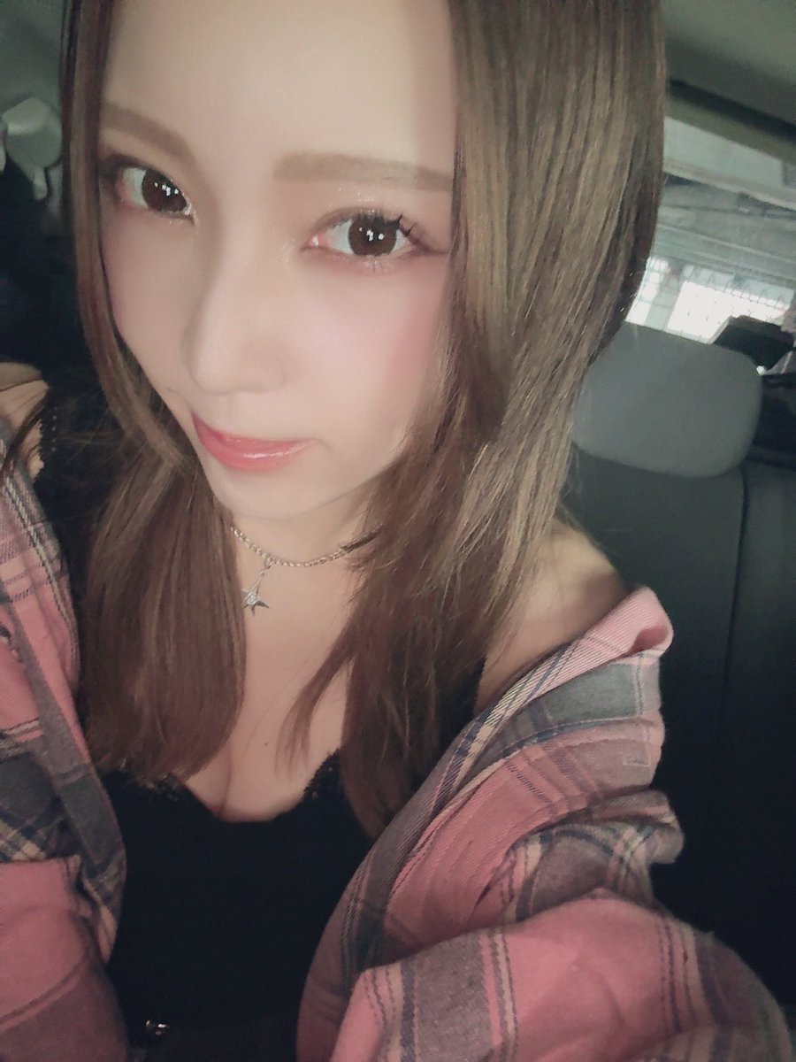 fairrin's tweet photo. 🐱不機嫌な猫メイク🐱 https://t.co/u85svsc4AF