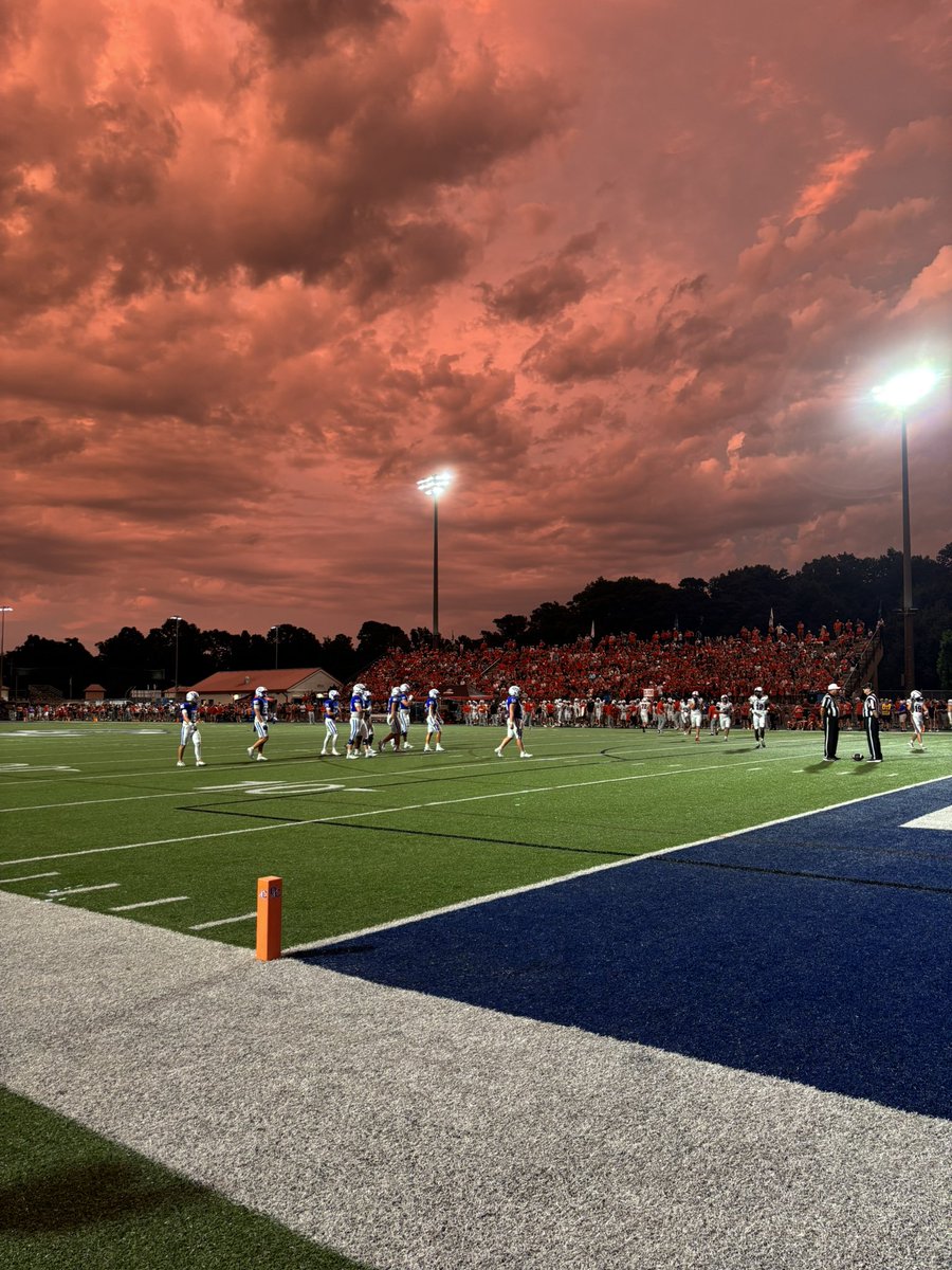 saramtidwell's tweet photo. 📍 warrior stadium https://t.co/WVf5fjUQA6