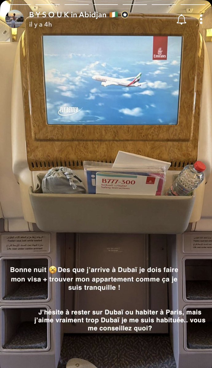 influenceusesFR's tweet photo. Elle aussi épisode 756 avec son mec et ses sous entendu de divorce #bysouk https://t.co/MNnyoOk2B1