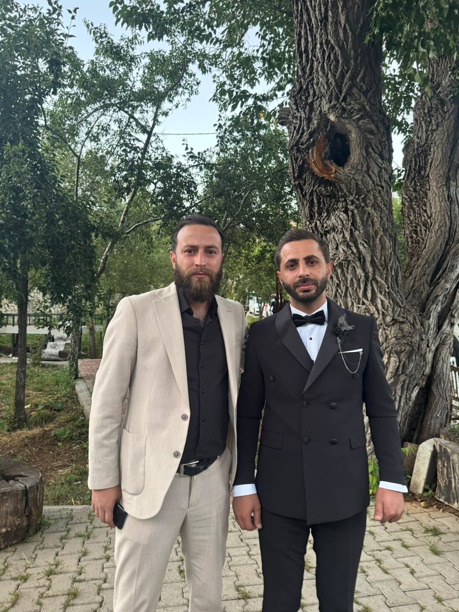 taruhayal's tweet photo. Kolay olmadı,ama oldu kardeş. Hep mutlu ol. https://t.co/5dOltCefz8