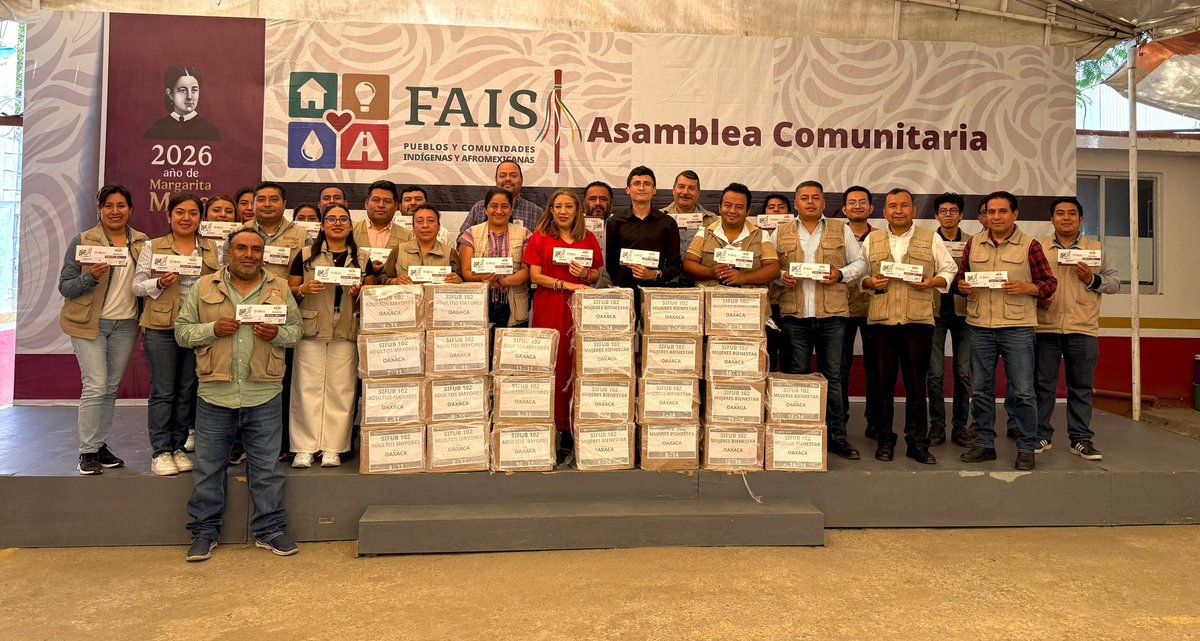 NancyOrtizOax's tweet photo. Ya estamos con los preparativos para las actividades de la próxima semana.
En equipo con directoras y directores, así como con titulares de las coordinaciones, sumamos esfuerzos para fortalecer el trabajo en territorio y lograr que los #ProgramasSociales lleguen a todo el estado.