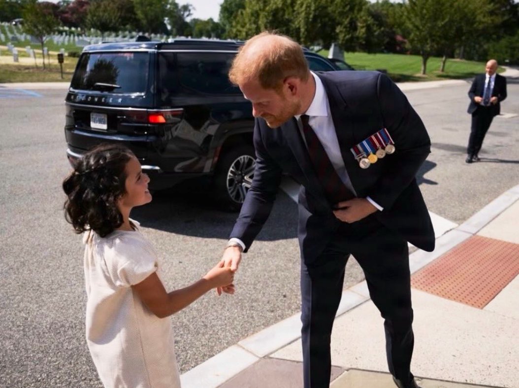 ChrisBaronSmit1's tweet photo. The children’s Prince 👑 

#PrinceHarryinDC https://t.co/Wyy7ODY03r