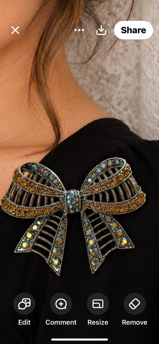 DARLINGXXDARLA's tweet photo. #Vintage Rhinestone Bow #Brooch Champagne &amp; AB Crystal Silver Tone #DarlingdarlasvintageShop #GiftIdeasForHer #GiftIdeaIdeas #VintageBrooch #Sale #Statement Pin https://t.co/oW0Oygv87T #eBay via @eBay https://t.co/mm4sRM4A9n