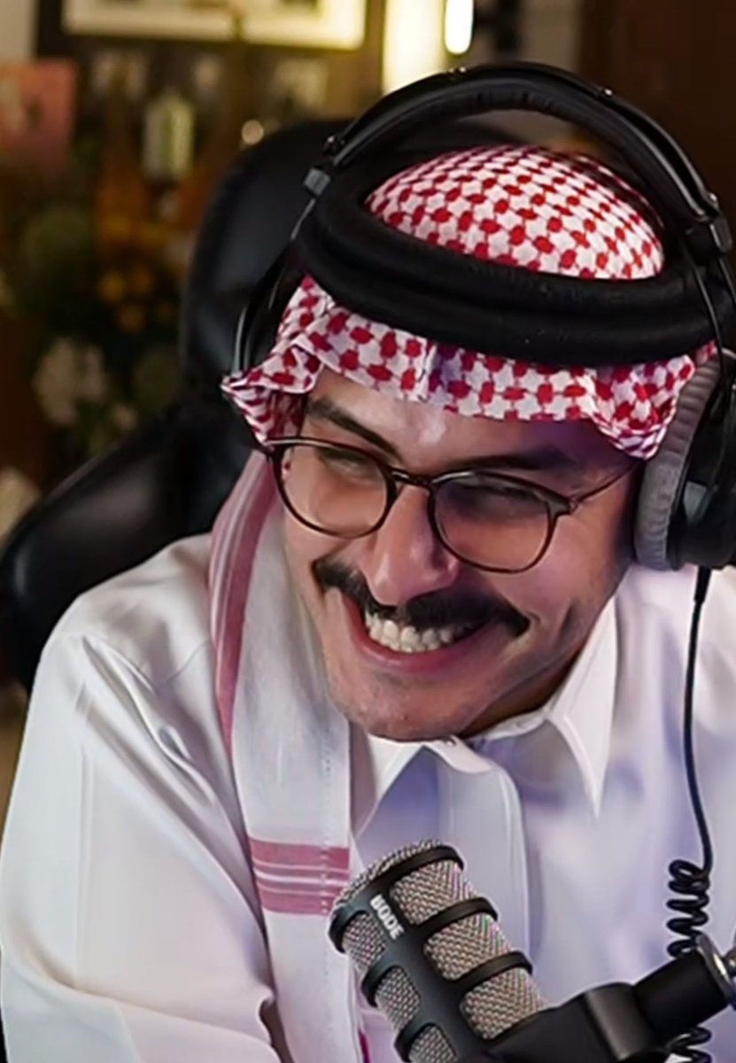 re_en1_'s tweet photo. سُرور وسعادة كل الليّالي تكمل بجيّتك وحفاوتك المُعتادة؛حظيّظين والله ولا نمّل ولا نكتفي من هالوجود المضوّي حياتنا وماليها مسَرات والجامع من كل زين مُنتهاه من منطوق طيّب،دعوات تثلج القلب يكفي اننا نطلع مبسوطين ونعجز بالتعبير نوفيك،عسى ربي يسعدك ويديمك 
وينولك اضعاف دعواتك يا ربّ❤️ https://t.co/AHF4qnKCqJ