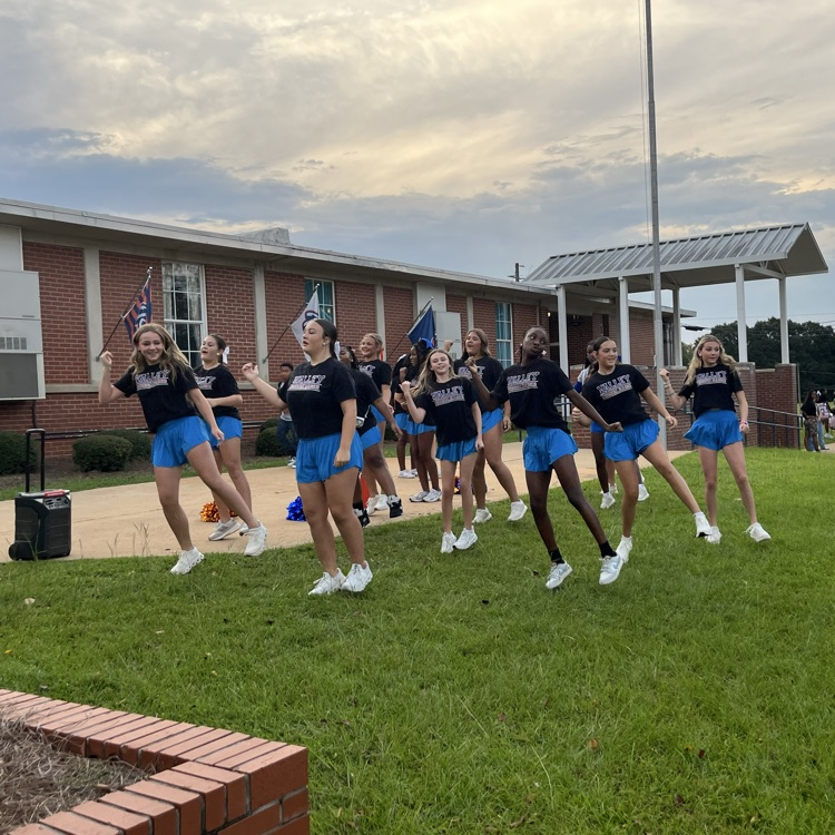 WFBRams's tweet photo. We loved having our cheerleaders out greeting everyone this morning! 💙🧡 https://t.co/aJvI3kAwDm