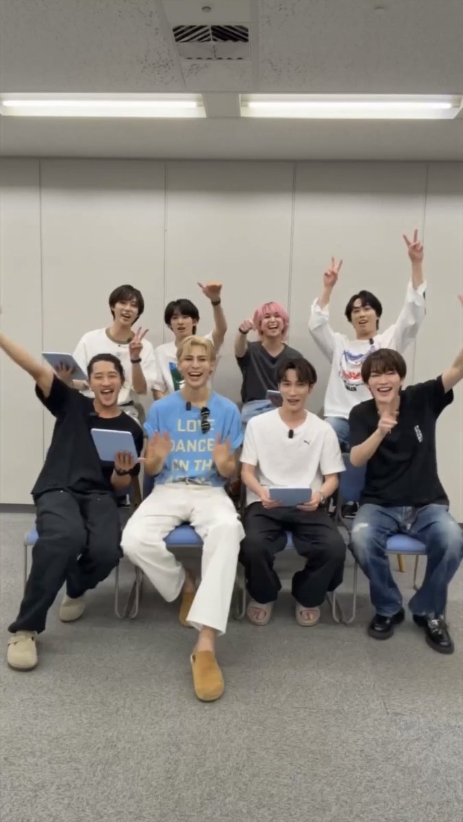 maruxmfsd's tweet photo. リスパ  グッタイム 

ギガファイル便での配布
お求めの方はDMまでお願いします

※画質は1080で保存してありますが、元々の画質が悪いため、画像をご参考ください。

 #snowmanとリスパ https://t.co/0hHw5fBbTq