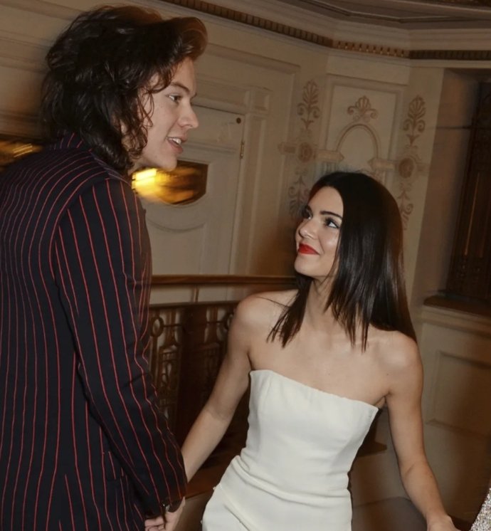 acusticstyles's tweet photo. yo te entiendo kendall jenner https://t.co/SAc1r3hEvK