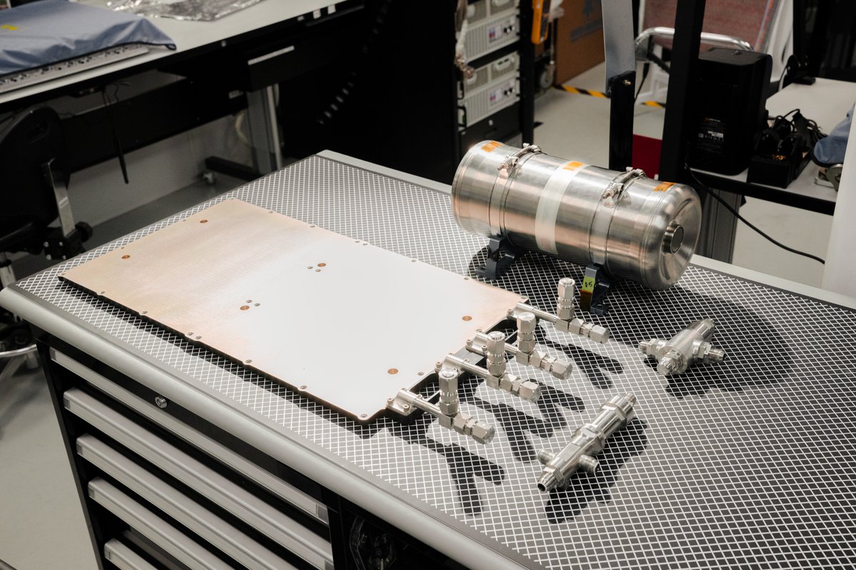 vast's tweet photo. We design, build, and qualify Haven-1's cold plates in-house. Waste heat conducts from avionics devices into the plate, transfers to a pumped fluid loop, and the external radiator rejects it to space. These same thermal control systems will be scaled to Vast Satellite and future stations.