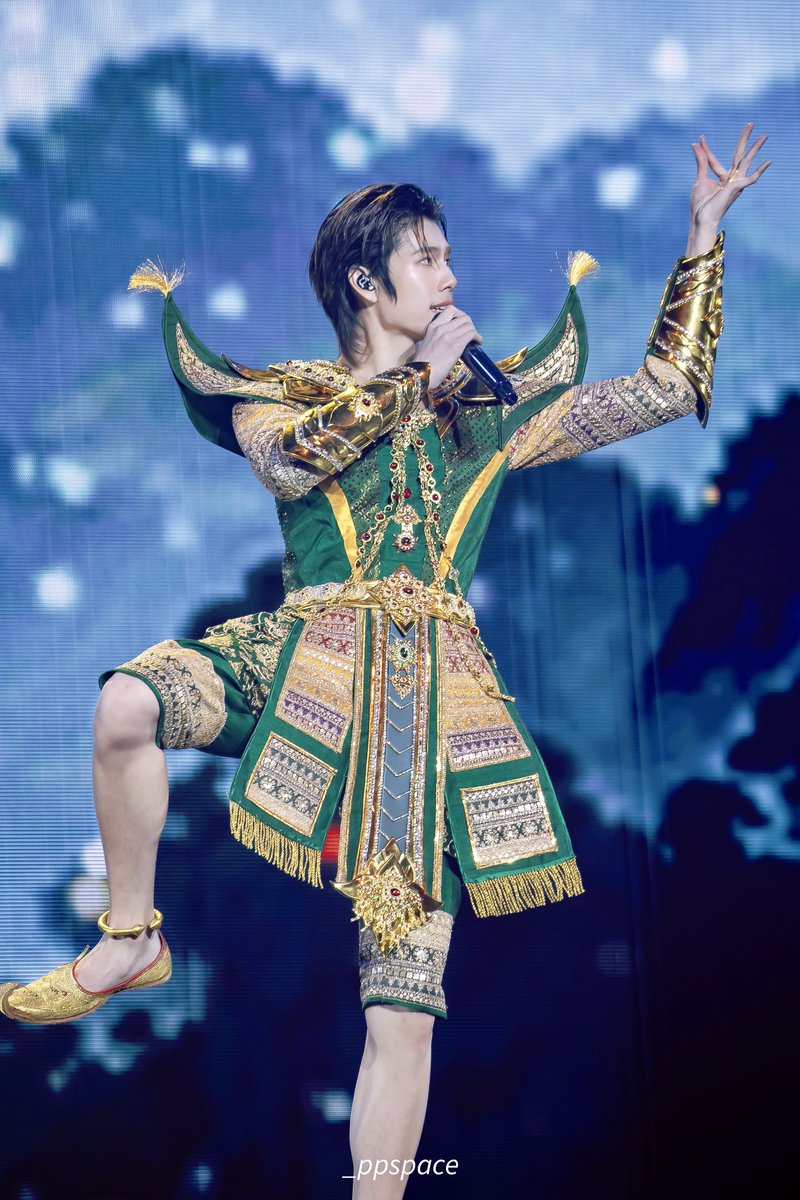 _ppspace's tweet photo. ทศกัณฐ์

PONDPHUWIN STAR VOYAGE
#PondPhuwinConcertD1
#ปอนด์ภูวินทร์ #PERMPOON https://t.co/wBKWOMc8Wx