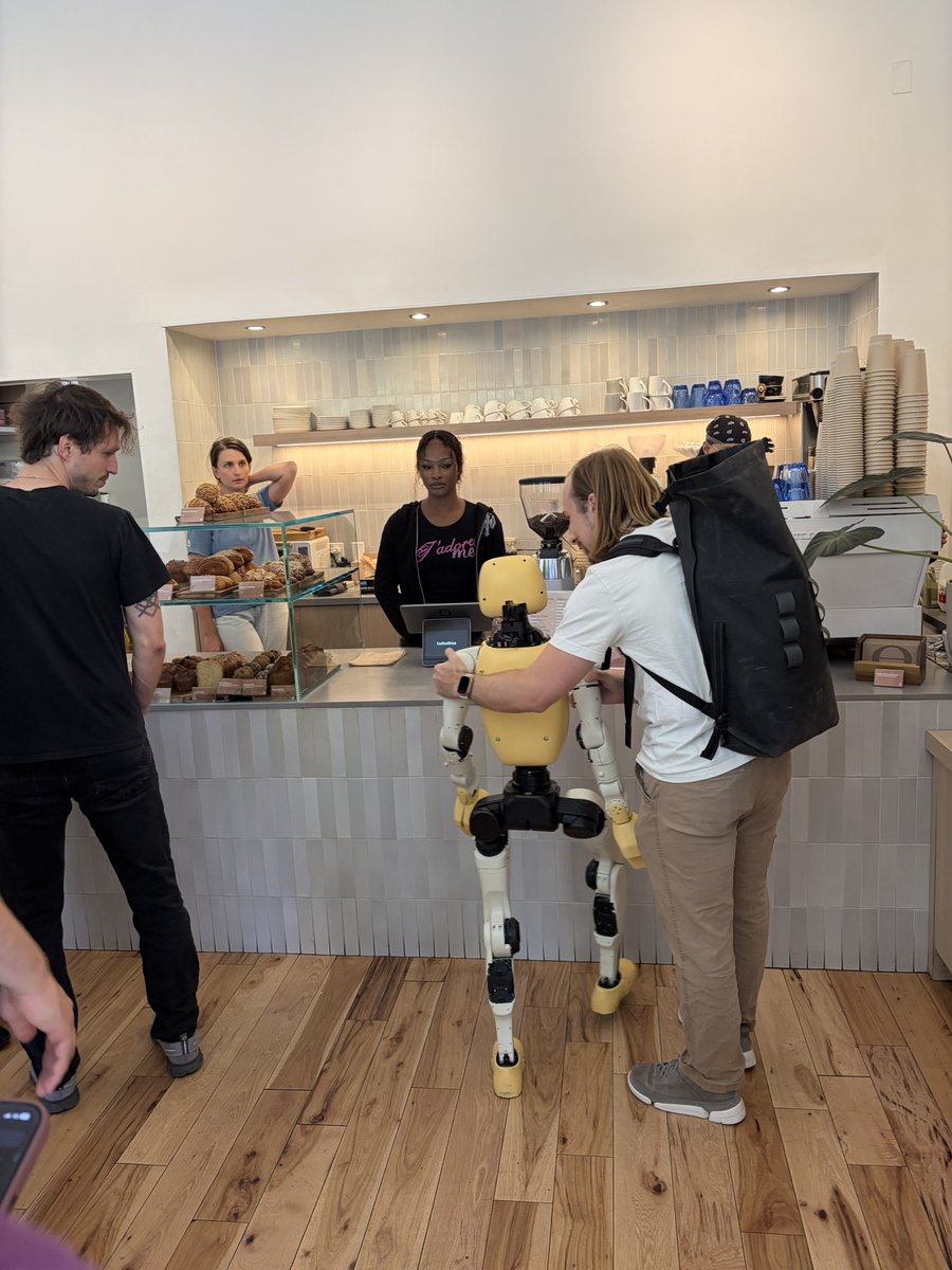 tymek_st's tweet photo. Only in SF moment. https://t.co/Bv6gBYBAmd