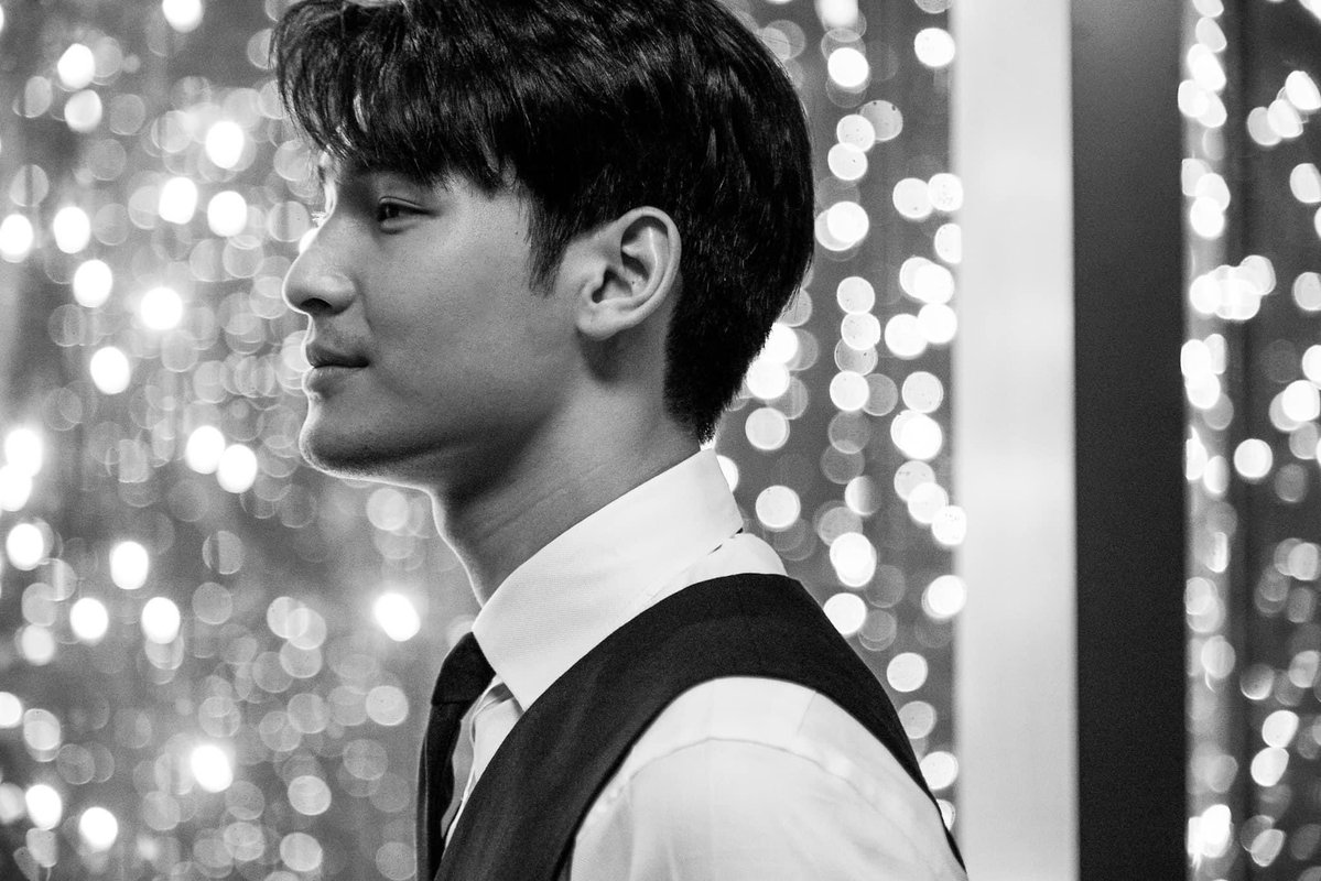 tmk_danik's tweet photo. สุขสันต์วันเกิด มาดามคุณหนูน้องลูกพอร์ช คิดถึงน้องพอร์ชเสมอ เรียนจบรึยังเน้อออ 
บักลูกเขยดูแลดีมากๆเลยใช่มั้ยลูก อย่าทะเลาะกันบ่อยน้าา  
เชื่อว่าตอนนี้คินน์กับพอร์ช ต้องมีความสุขมากแน่ๆ แวะมาหากันบ้างนะ 😊

#ApoNattawin 
#KinnPorscheTheSeries https://t.co/PZ84907giE