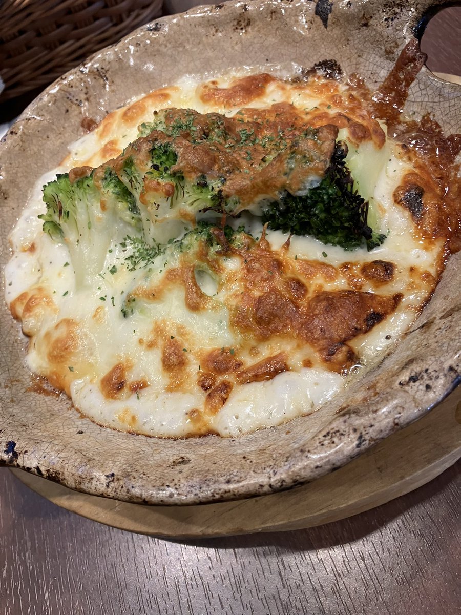 k0903pd5's tweet photo. 駅前でグラタン、美味しかった！ https://t.co/ujkSJTZ9yp