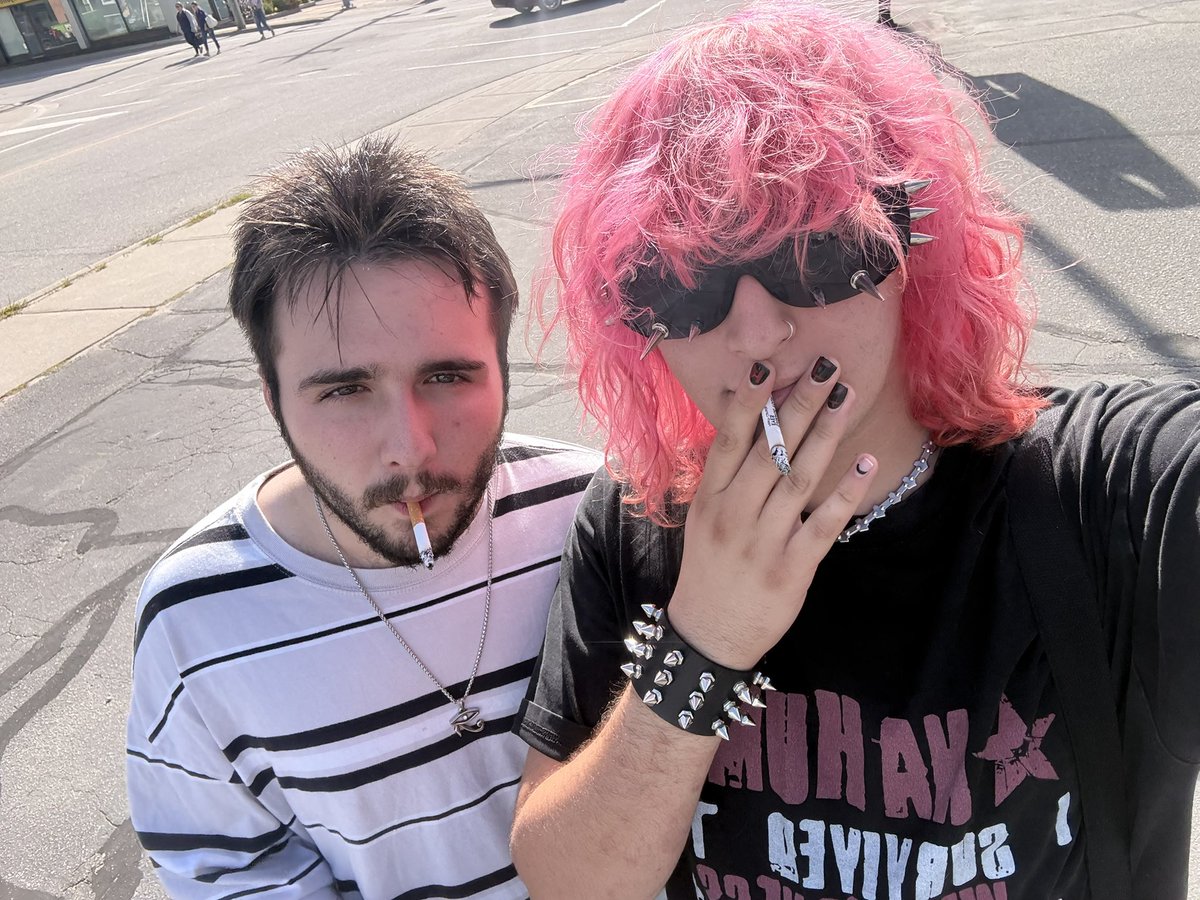 podgodsmusic tweet picture