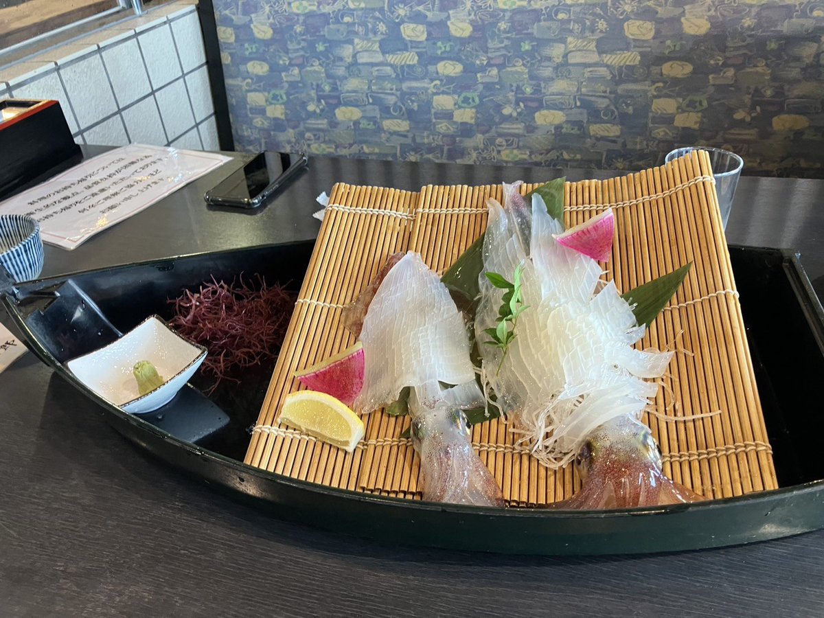 wata7000's tweet photo. 呼子のイカはやっぱり旨いな～👍 https://t.co/24FuoV4xGY