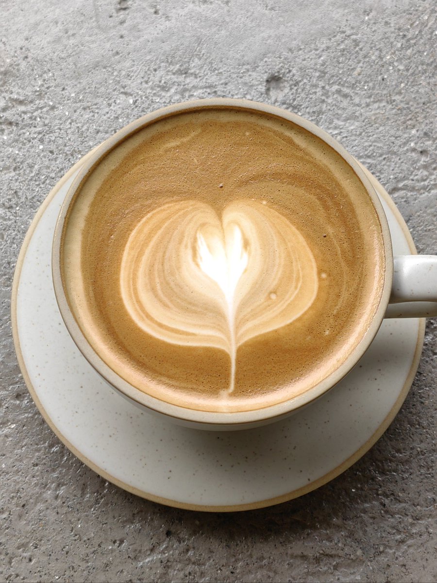 FilibertoV85510's tweet photo. [Just had a random coffee chat with an old friend — the kind that feels like a warm hug for my busy week. Small moments hit different!]， https://t.co/HU4y2ZB1Y5