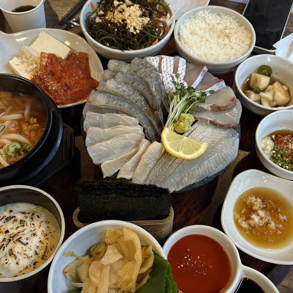nvrudix's tweet photo. 부산 북페어 다녀왔어요 🍵 https://t.co/5iHTnIFkWX