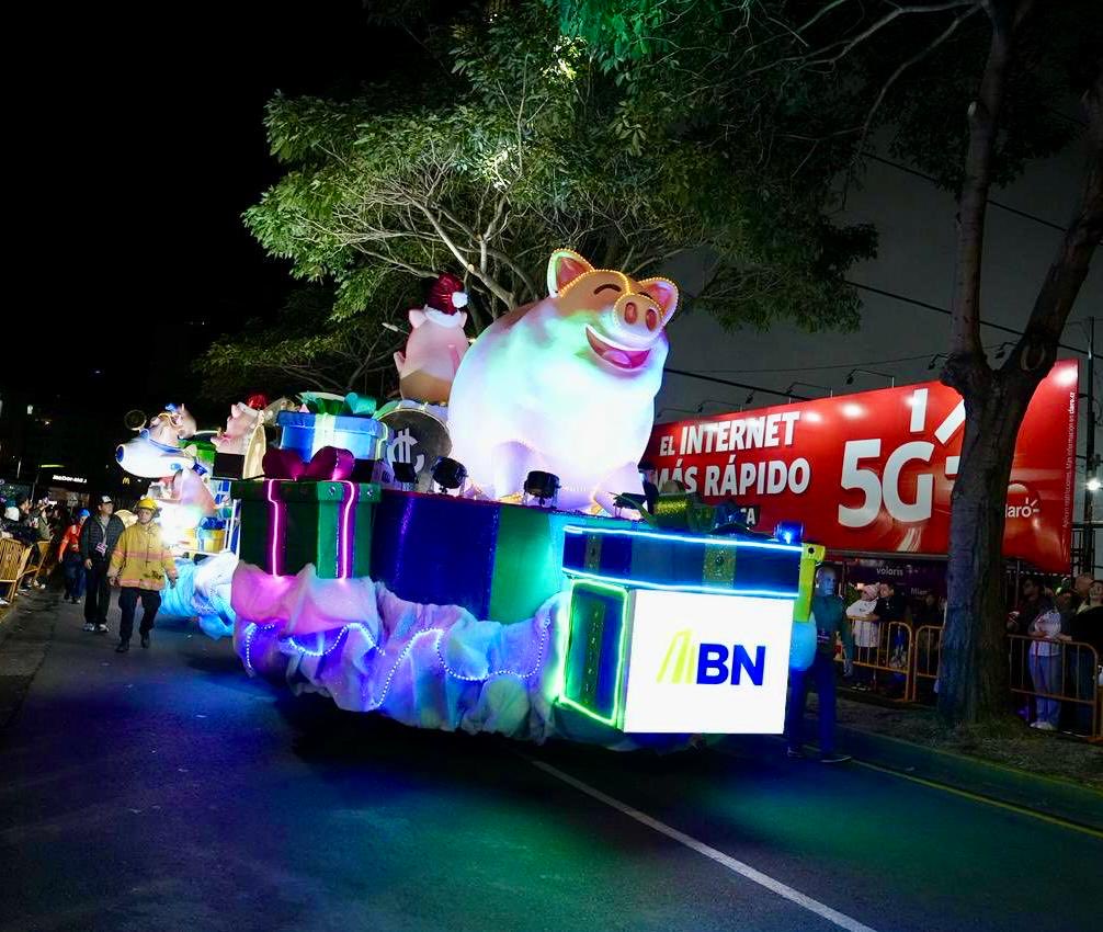 RGonzalez__'s tweet photo. Hoy 5 instituciones públicas —JPS, Banco Popular, Banco Nacional, BCR y Kölbi— decidieron no participar del Festival de la Luz 2026. La pregunta es: ¿el Gobierno Central está usando sus instituciones para castigar políticamente a la Municipalidad de San José? https://t.co/G4nF7B8F8I