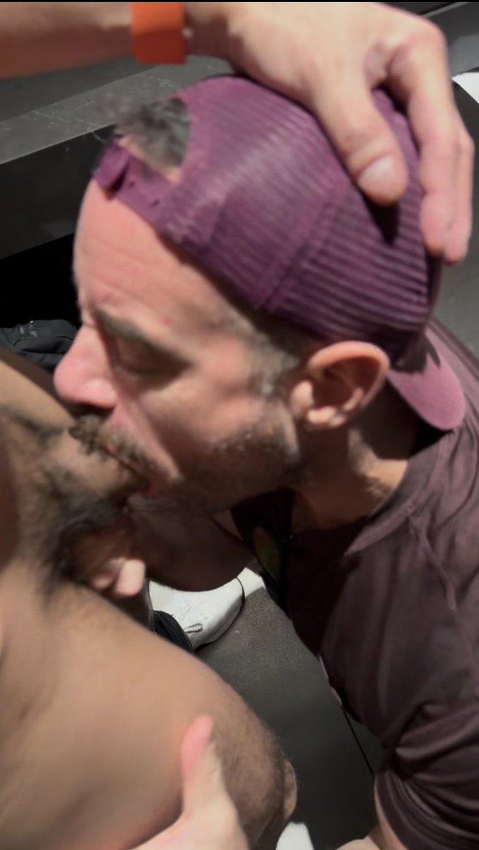 Folsom_Foxx's tweet photo. I love how happy it makes @yourthottydad to suck a load out of my thick cock. You know where to see him get rewarded for his effort. https://t.co/0of3fp1aCn