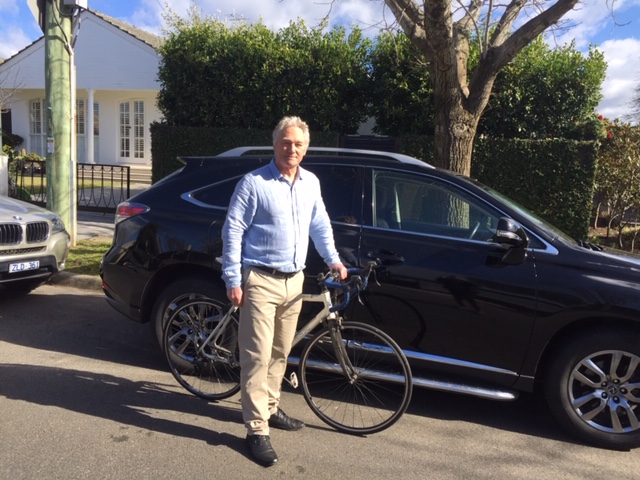 BoydFraser1's tweet photo. Eye contact remains a core element of road safety for all road users! Despite this, in 1998 the Roads Minister, Geoff Craige, ignored VicRoads advice &amp; thus denied cyclists the opportunity to make eye contact with motorists. @KieranJRooney @CarlaJaeger17 https://t.co/nDaM9VOcHk https://t.co/0FlHsCGeNt